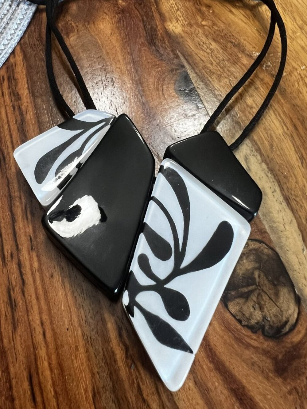 🖤🤍 ZSISKA Black & White Geometric Statement Necklace | Wearable Art